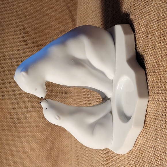 🔥SALE🔥PartyLite polar bear votive/tealight candle holder, porcelain bisque